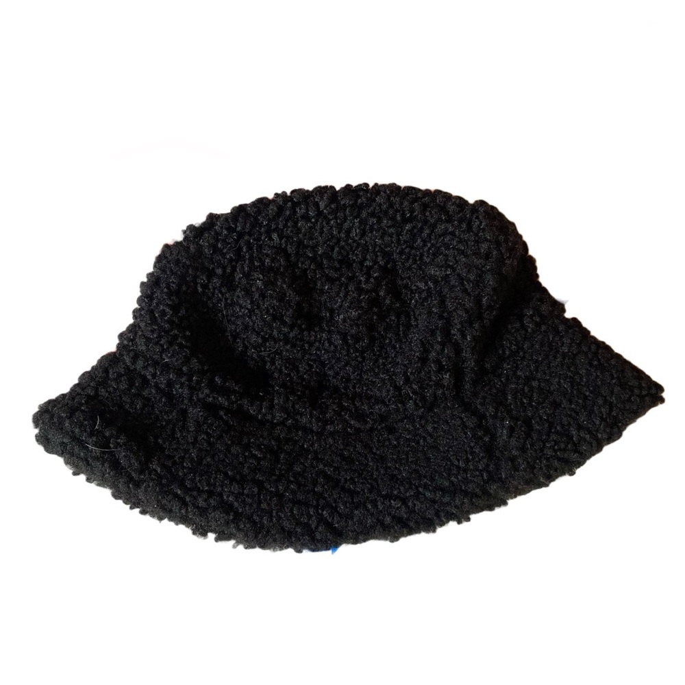 Faux Sherpa Hot Topic bucket hat